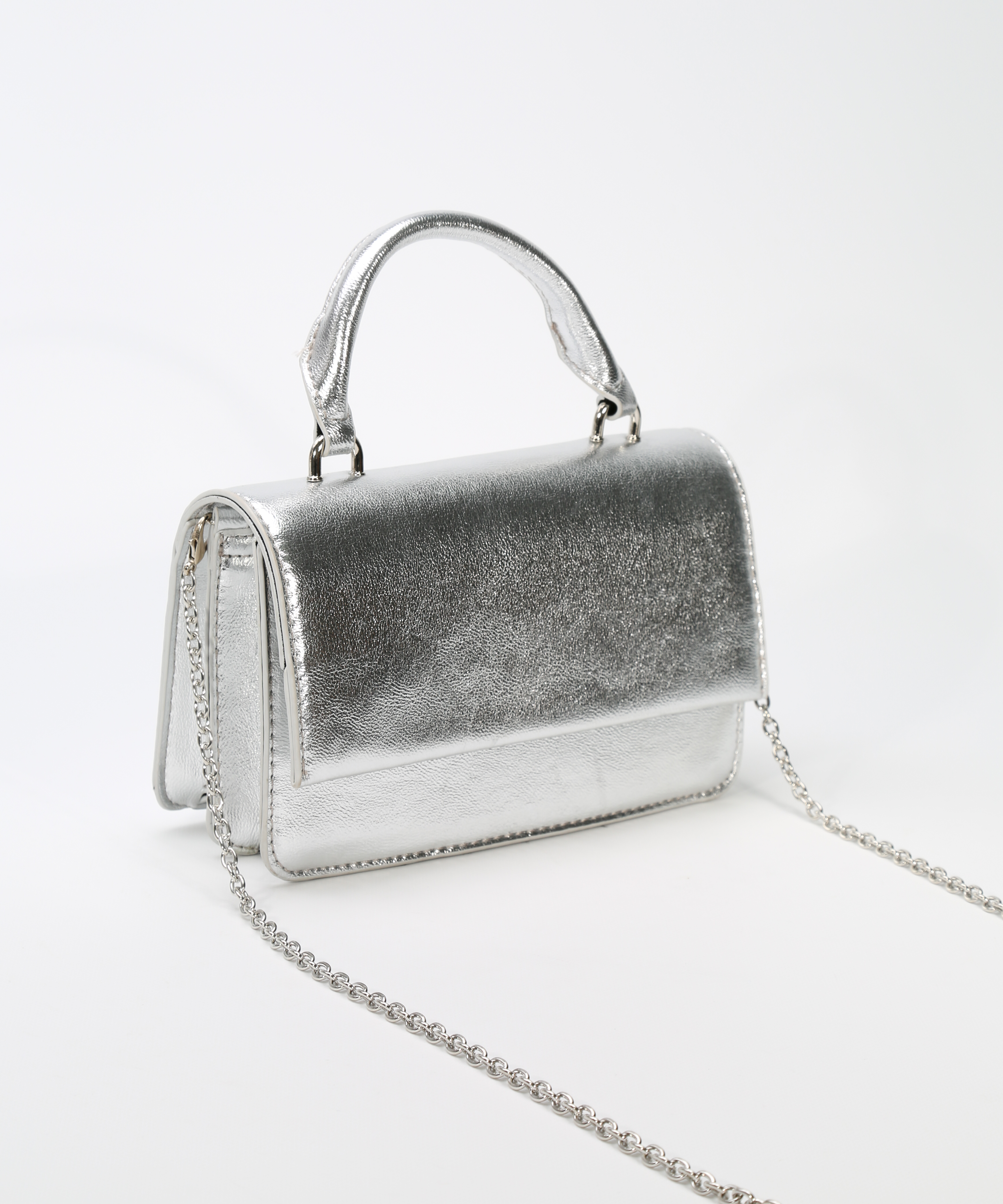 Mala al&ccedil;a festa image number null